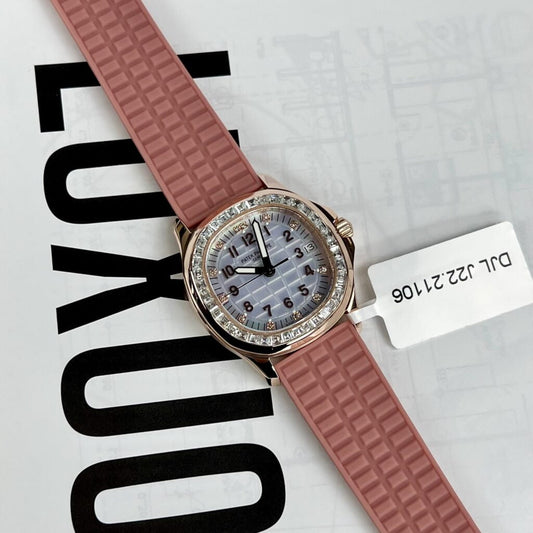 Patek Philippe Replica 11 Watch Aquanaut 5072R Gold Wrapped Moissanite Diamond 35.6mm