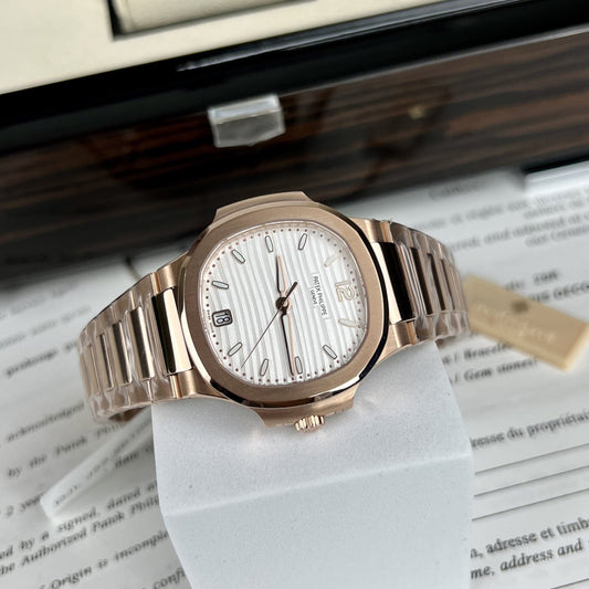 Patek Philippe Best Replica Watch Nautilus 7118 Gold Wrapped White Dial 3K Factory 35.2mm