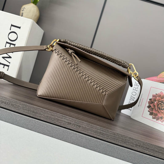LOEWE Small Puzzle bag in calfskin(HIGH-END GRADE)