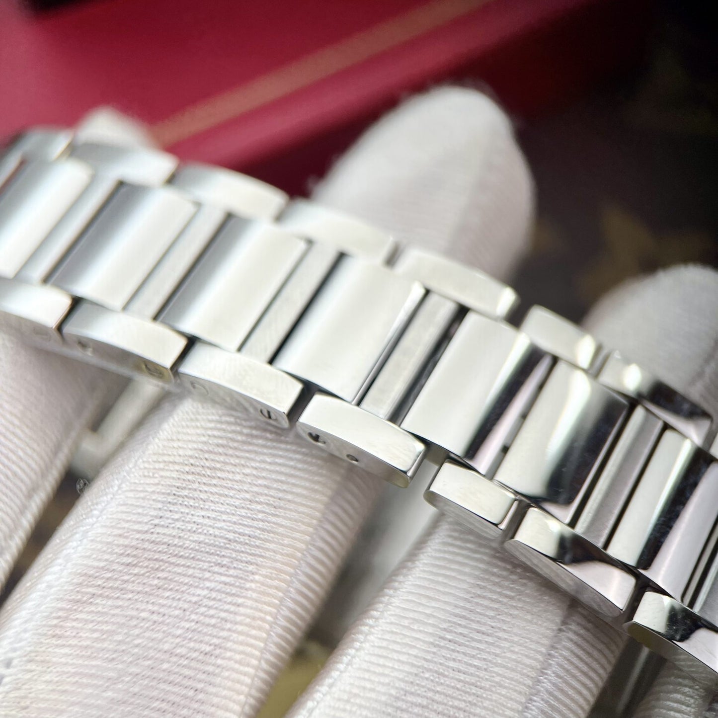 Cartier Fake Watches Tank Must White Dial Metal Wire 31x41mm