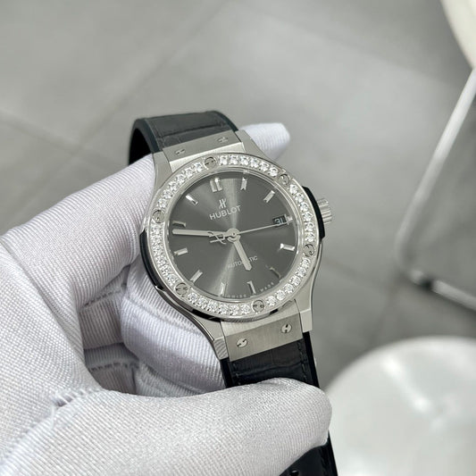 Hublot Classic Fusion Best Replica Watch Diamonds Grey HB Factory 38mm