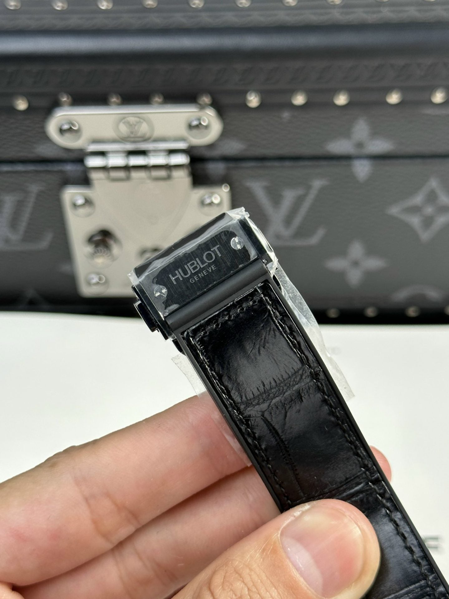 Hublot Classic Fusion Replica Watch Ceramic Refined Black 42mm