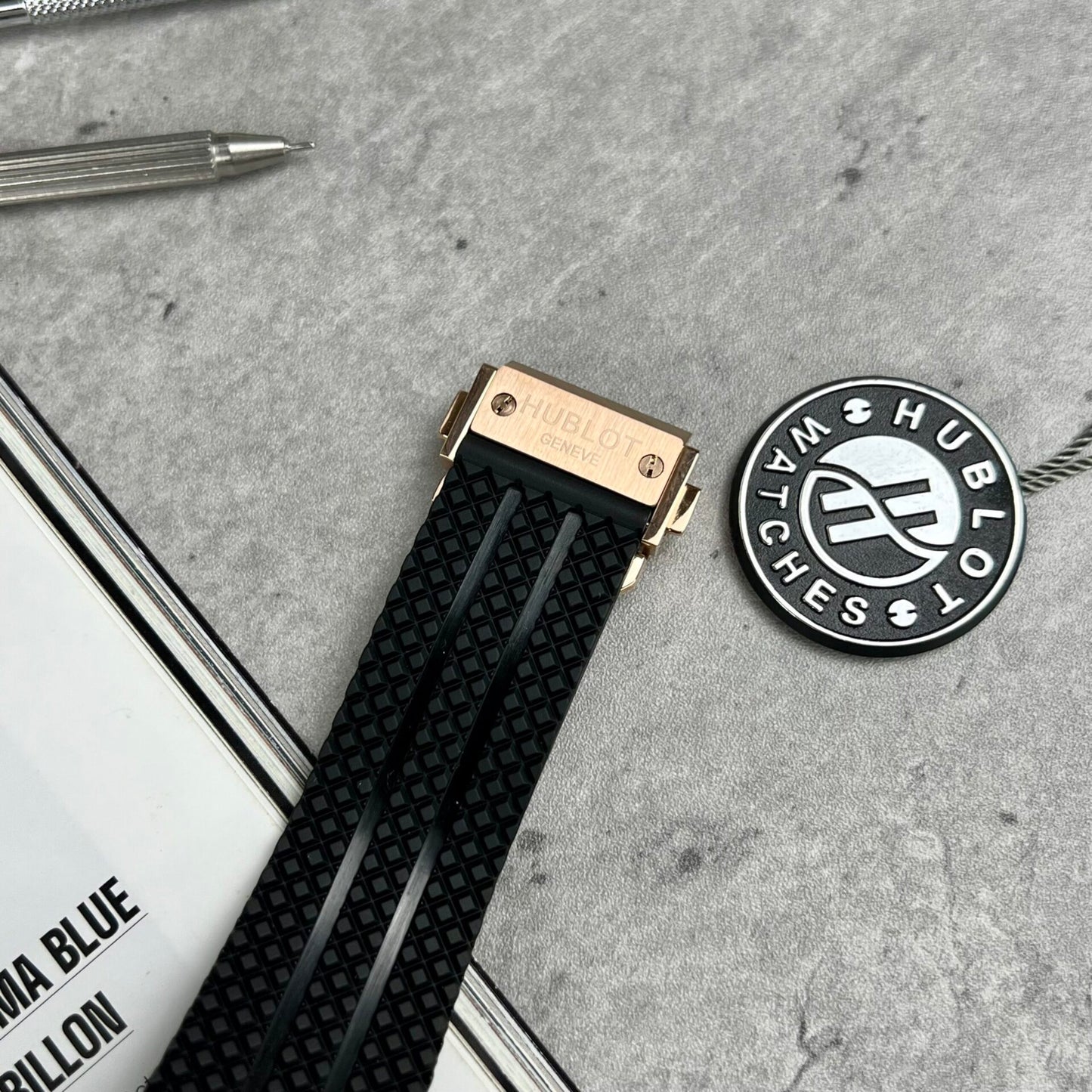 Hublot Fake Watch Big Bang King Gold Black Dial Rubber Strap 44mm