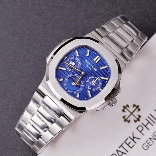 Patek Philippe Nautilus 5740 Copies Watch Men Blue Dial Metal Wire 40mm