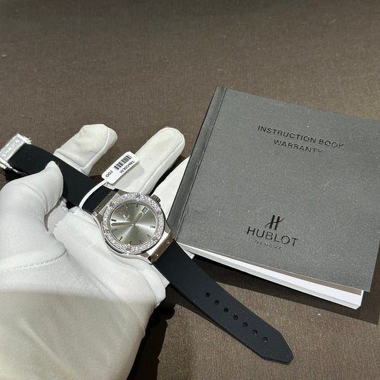 Hublot Replica Watch With Moissanite Diamonds Rubber Strap 33mm