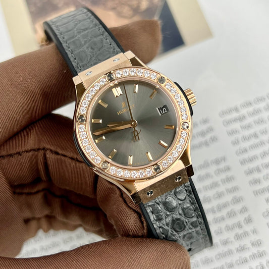 Hublot Replica 11 Watch Classic Fusion King Gold Women s Grey Dial Diamond Bezel 33mm