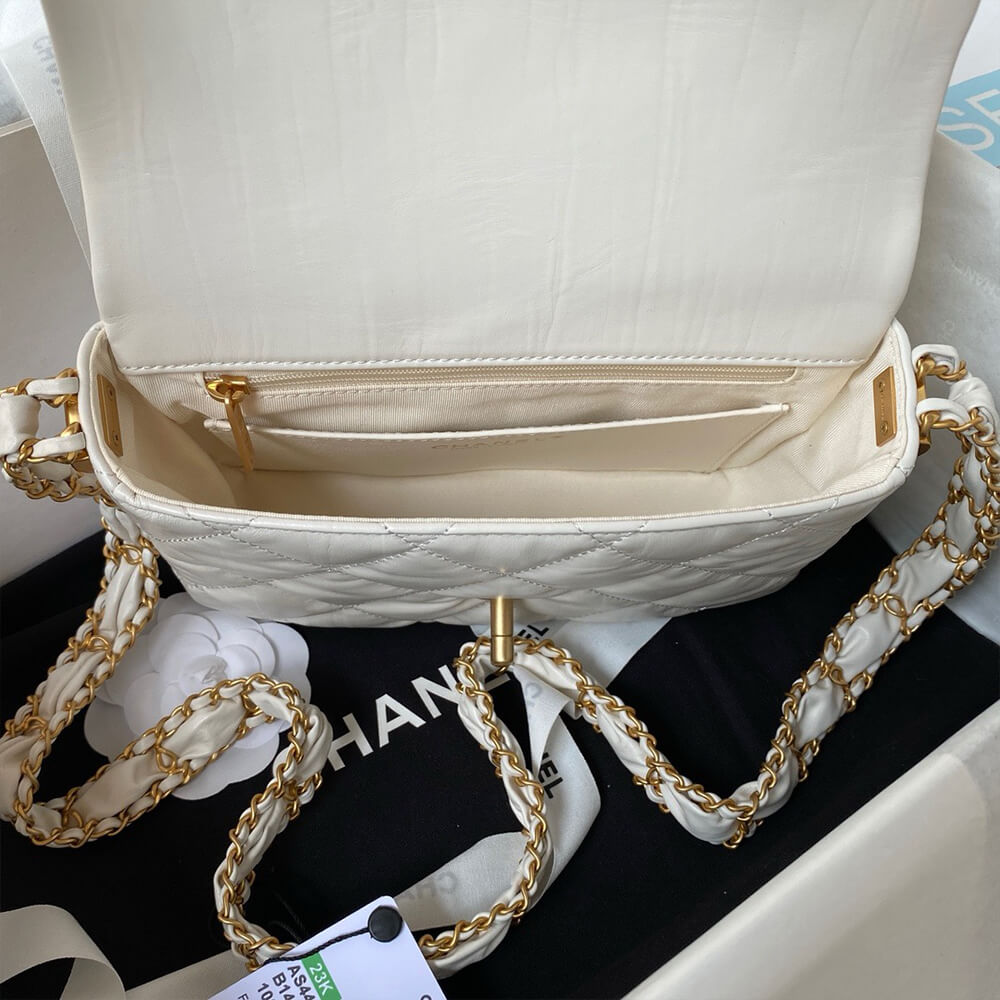 CHANEL MINI FLAP