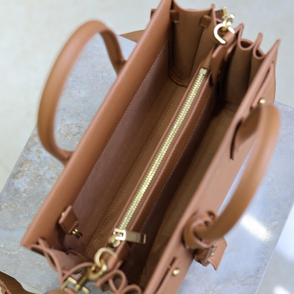 YSL SAC DE JOUR IN SUPPLE GRAINED LEATHER BABY(HIGH-END GRADE)