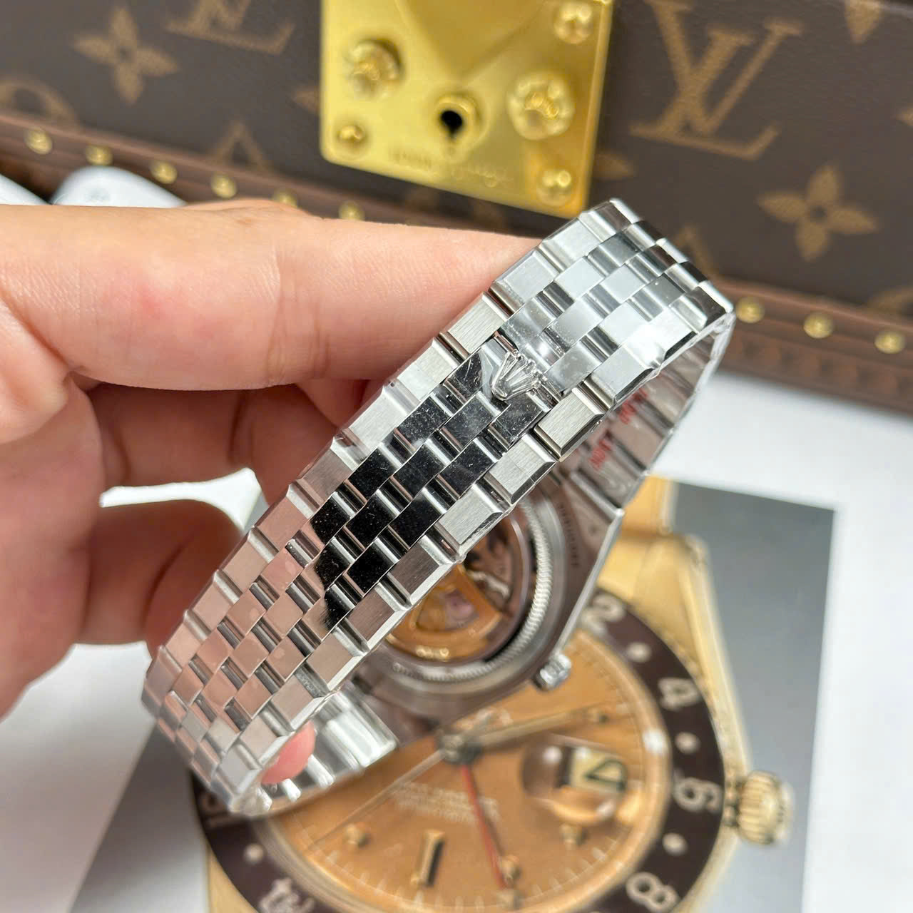 Rolex Land-Dweller 127336 White Honeycomb Motif Dial Best Replica Watches 40mm