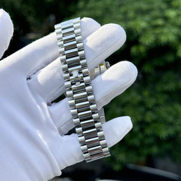 Rolex Day-Date Replica Watch Custom Mother Of Pearl Moissanite Diamonds Baguetee 40mm