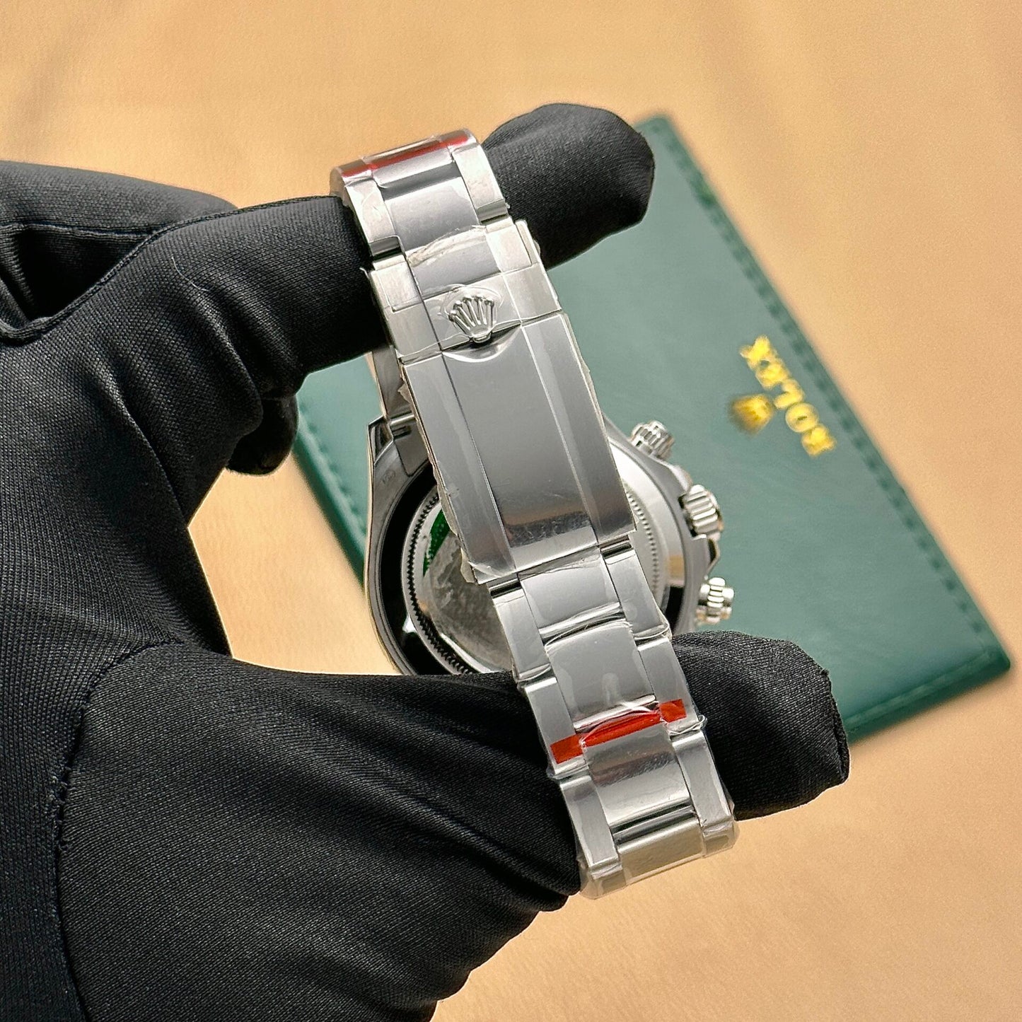 Rolex Cosmograph Daytona 116506 Replica Watch Refined Weight Oyster Strap Replica V2 40mm