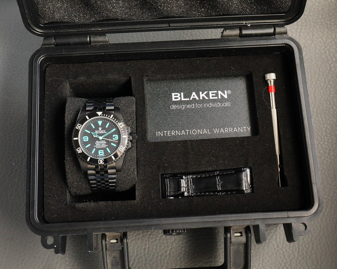 Rolex Dark Legend Submariner - DLC Black Finish - 40MM - Cyan(1:1 replica)