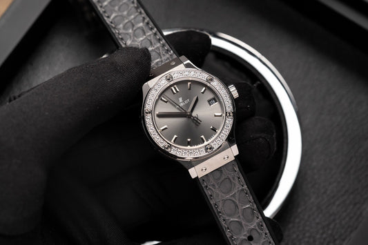Hublot Replica 1:1 Watch With Diamonds Bezel Gray Dial HBF 33mm