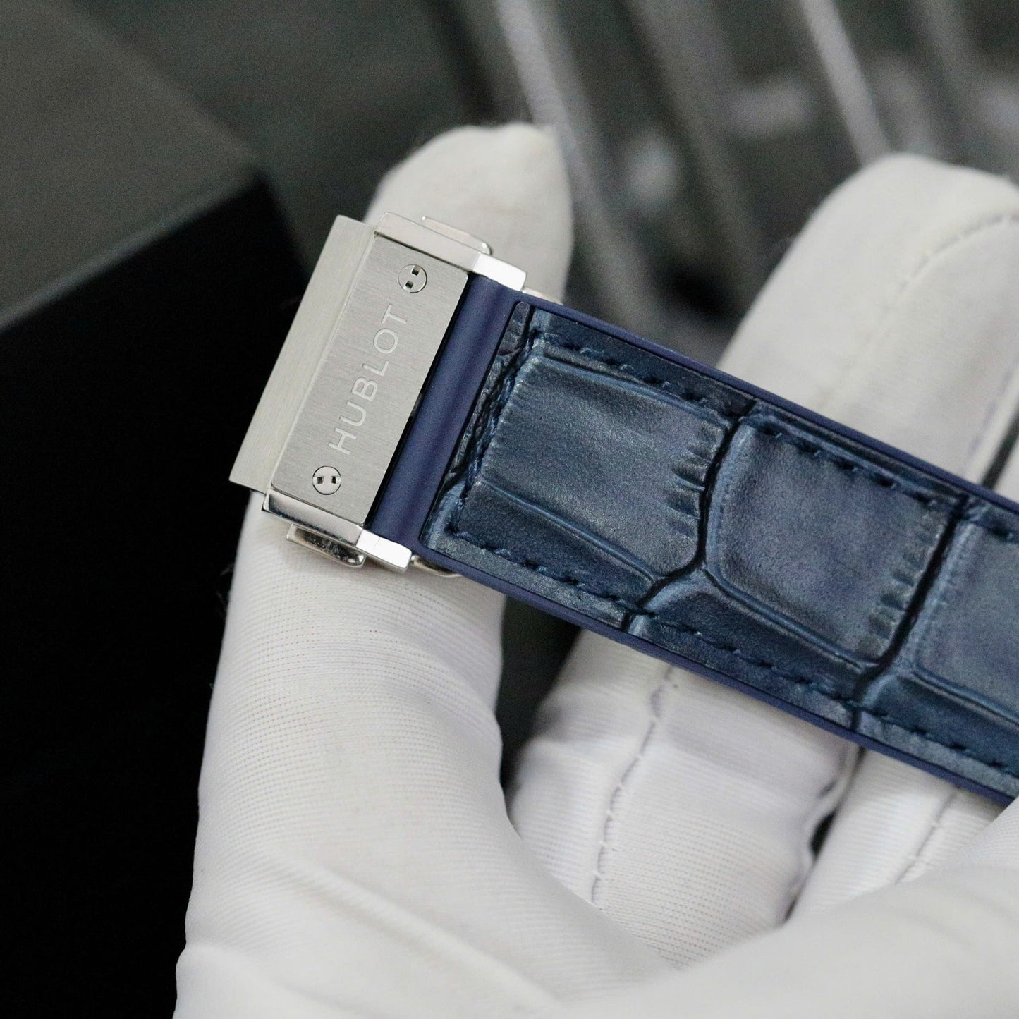 Hublot Classic Fusion Titanium Bezel Diamonds Blue Color Replica Watch HB Factory 42mm
