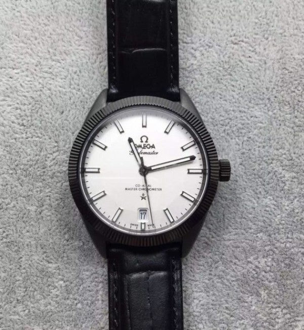 Replica Omega Globemaster Master DLC White Dial Leather Strap A8900