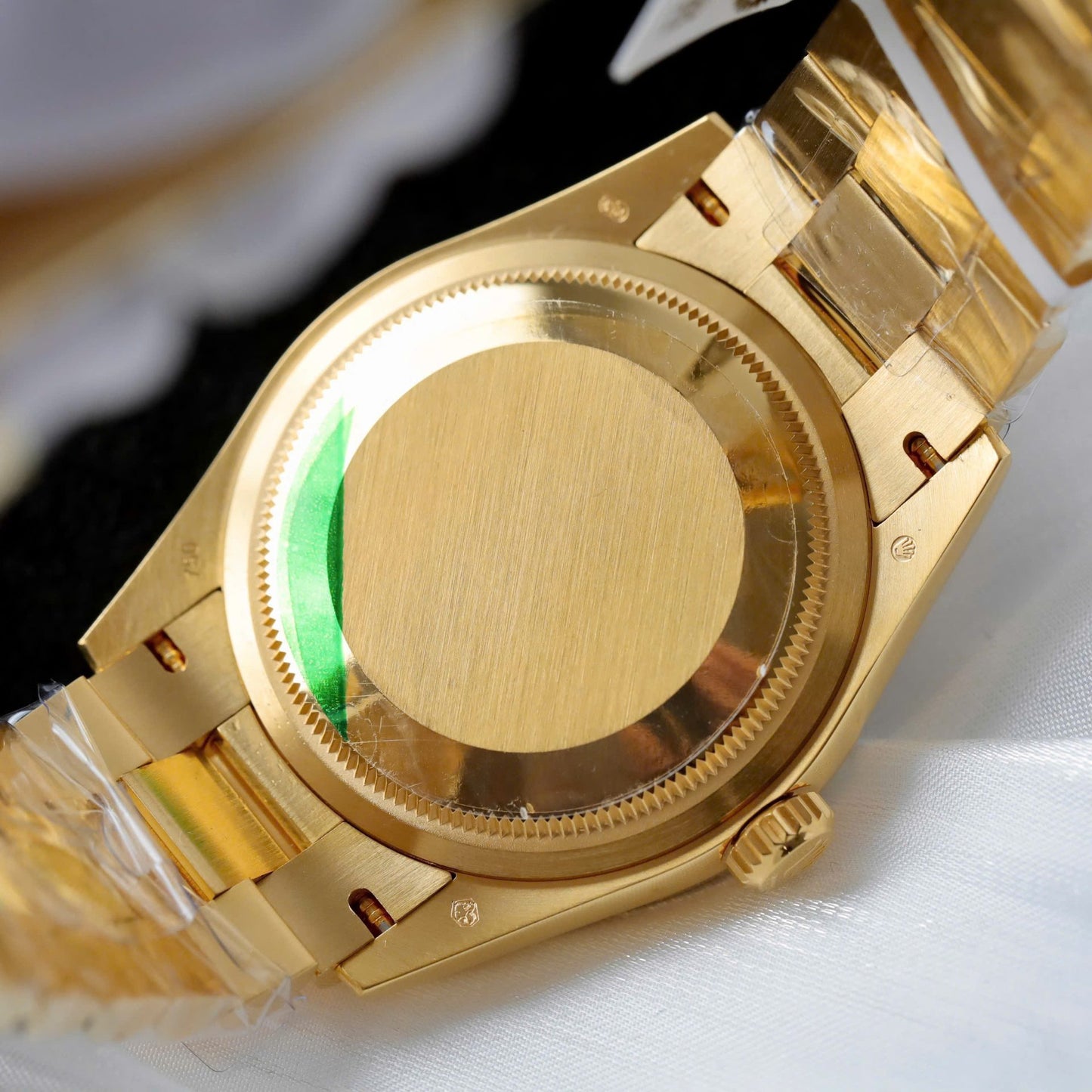 Rolex Day-Date Dial Green Replica Watch Gold Wrapped + Diamonds Moissanite Hong Kong 36mm