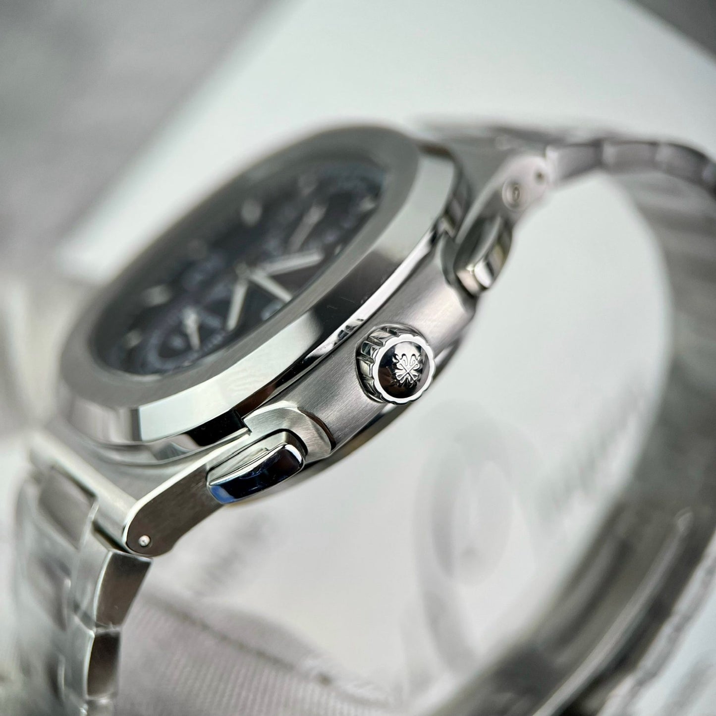 Patek Philippe Best Replica Watch Nautilus 5990 Metal Wire PPF 40.5mm