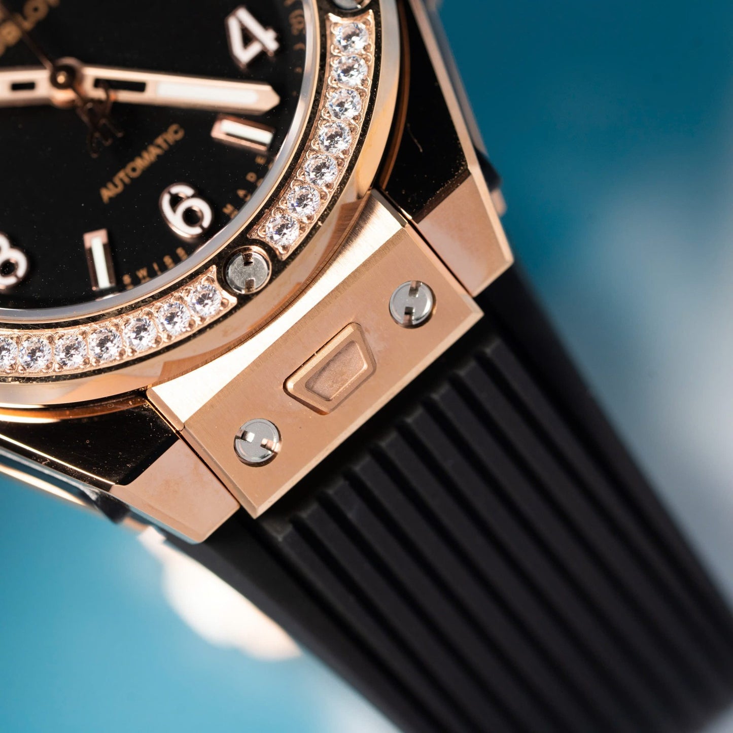 Hublot Replica 1:1 Watch Big Bang One Click With Diamond Bezel King Gold 39mm