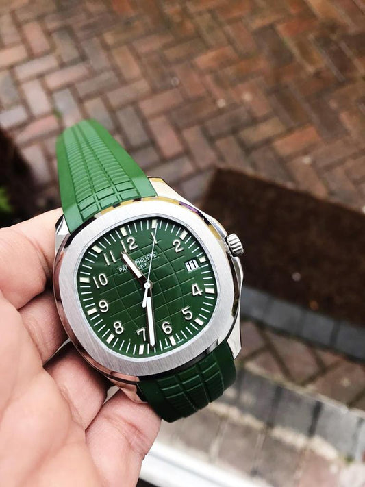 Replica PATEK PHILIPPE Aquanaut 5168G 42mm SS ZF 1:1 Best Edition Green Dial on Green Rubber Strap