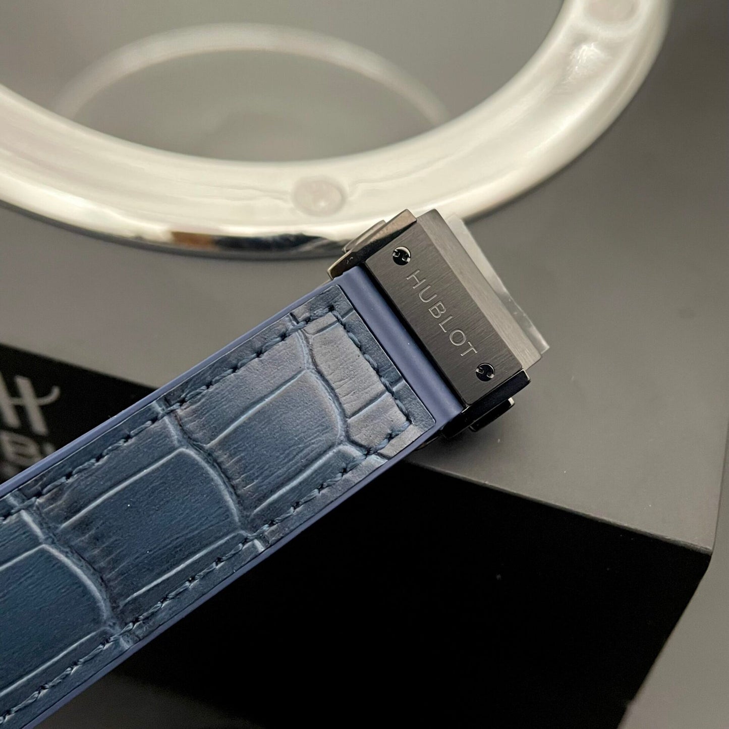Hublot Replica 1:1 Watch Classic Fusion Blue Dial Black Case HB Factory 42mm