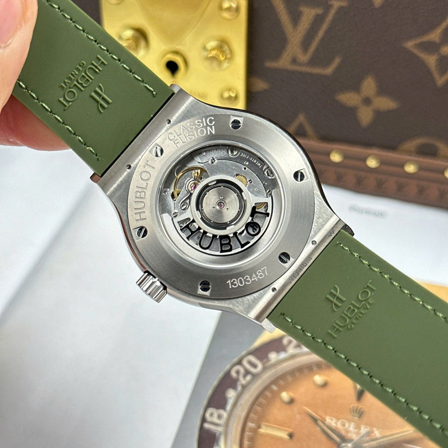 Hublot Classic Fusion Titanium Fake Watches Green Dial Weight 84 Grams Super Light JJZ Factory 42mm