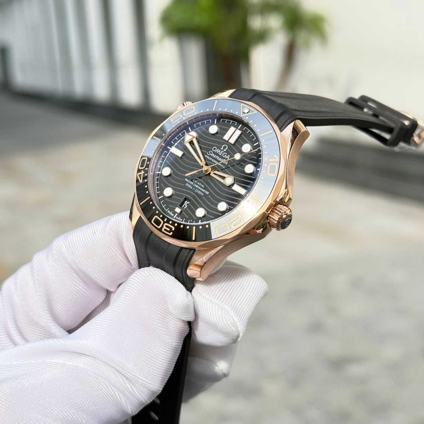Omega High End Watch Replicas Seamaster Diver 300M Sedna? Black Rubber Strap VS Factory 42mm
