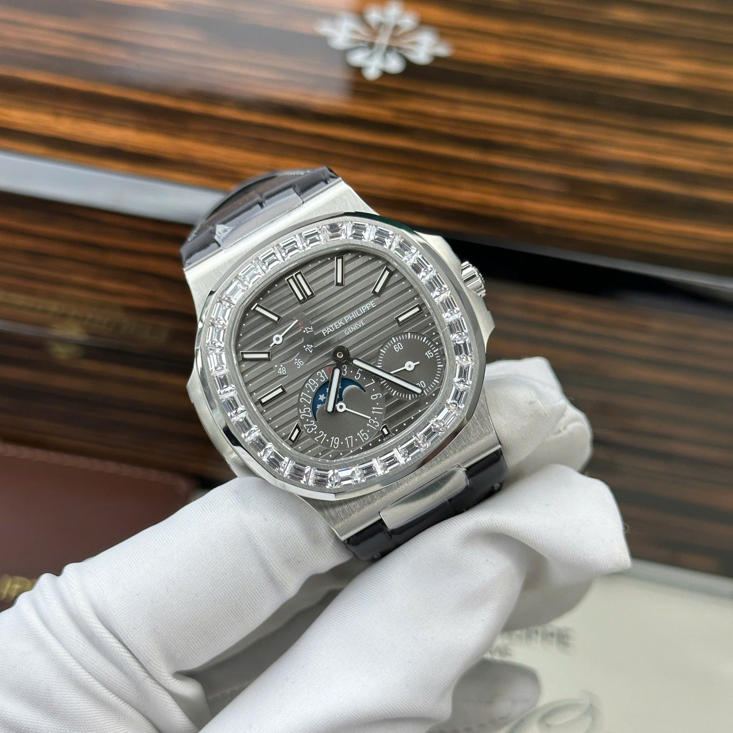 Patek Philippe Nautilus 5722 Replica Watch Grey Dial With Baguette PPF Factory 40mm