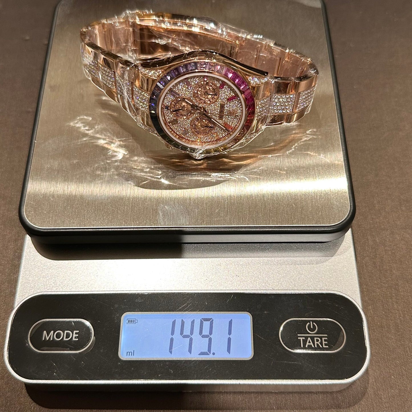 Rolex Daytona Rainbow Replica Watch Gold Wrapped With Moissanite Diamonds 40mm