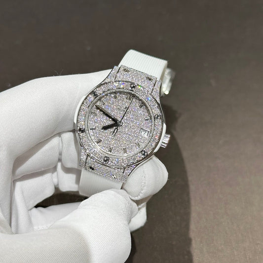 Hublot Classic Fusion Best Replica Watch White Full Moissanite Diamonds 33mm
