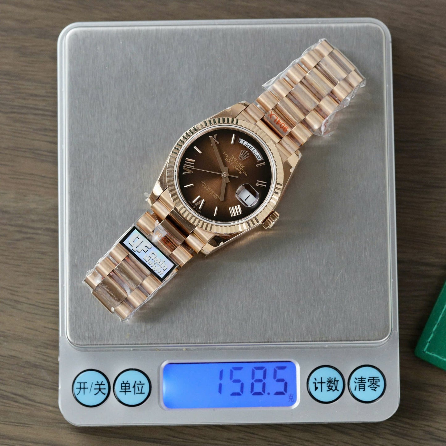 Rolex Day-Date 128235 Replica Watch Dial Chocolate Weight 158gram QF Factory 36mm