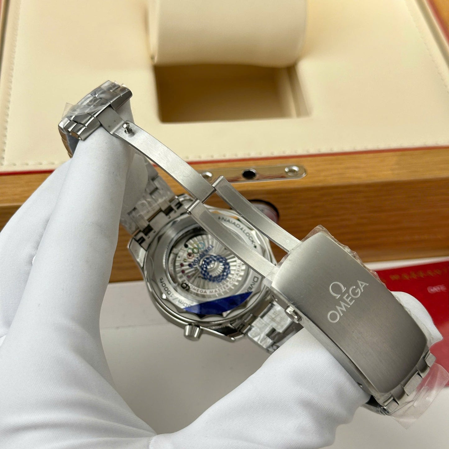 Omega Seamaster Diver 300M Luxury Fake Watches White Dial Automatic Movement VS Factory 42mm