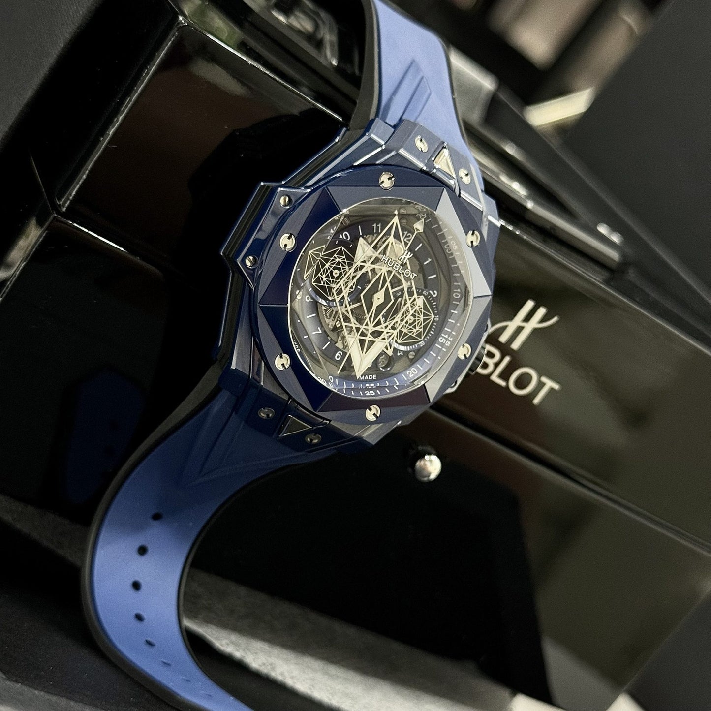 Hublot Replica 1:1 Watch Big Bang Sang Bleu ll Blue Ceramic Case Factory BBF 45mm
