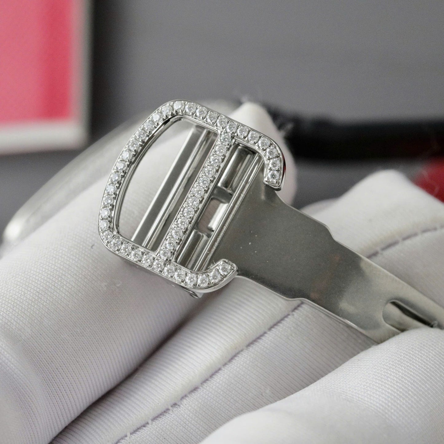 Cartier Santos Women Copies Watches Full Moissanite Diamonds Custom 35mm