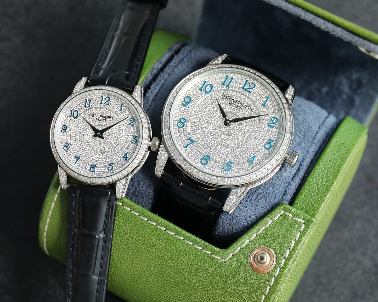 Fake Diamond Watch Patek Philippe Replica Calatrava Diamond Ribbon Joaillerie White Gold Diamond Dial 4978/400G-001 Quartz(1:1 replica)