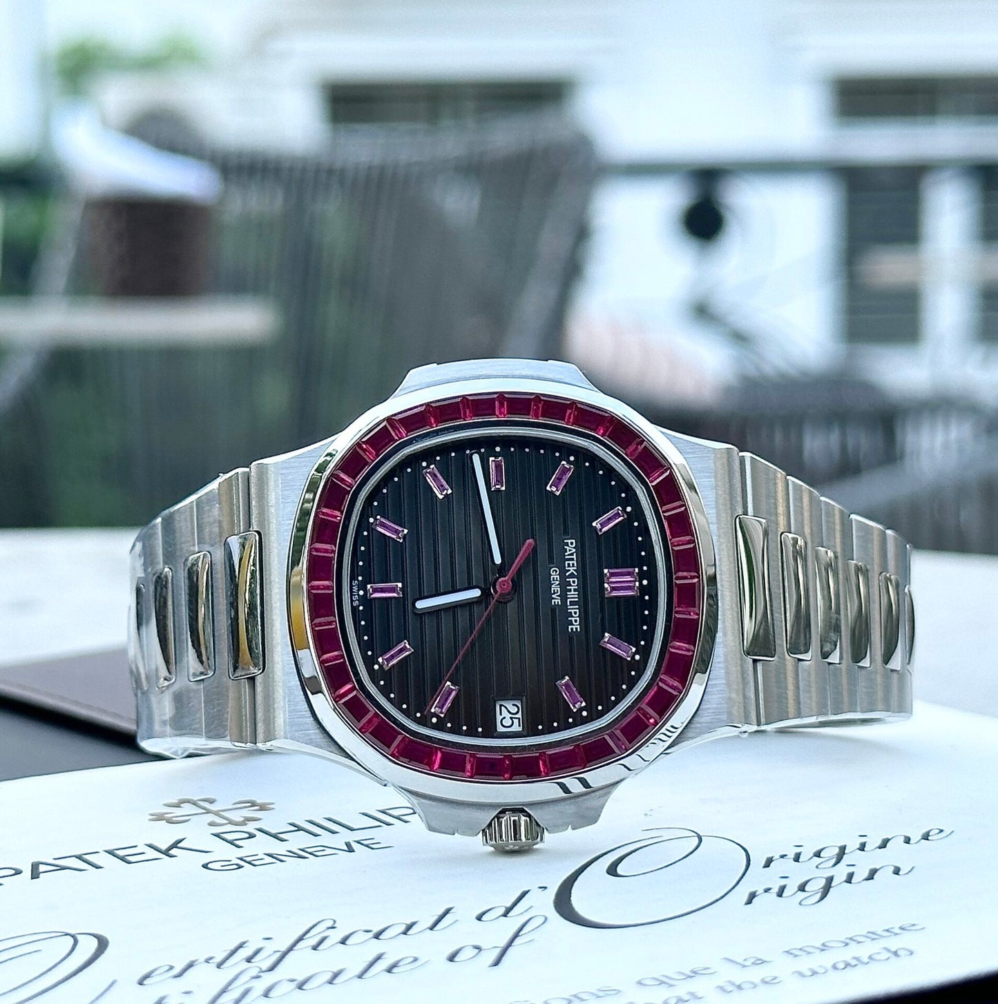 Patek Philippe Nautilus 5723 Replica 1:1 Watch Red Ruby Bezel 40mm