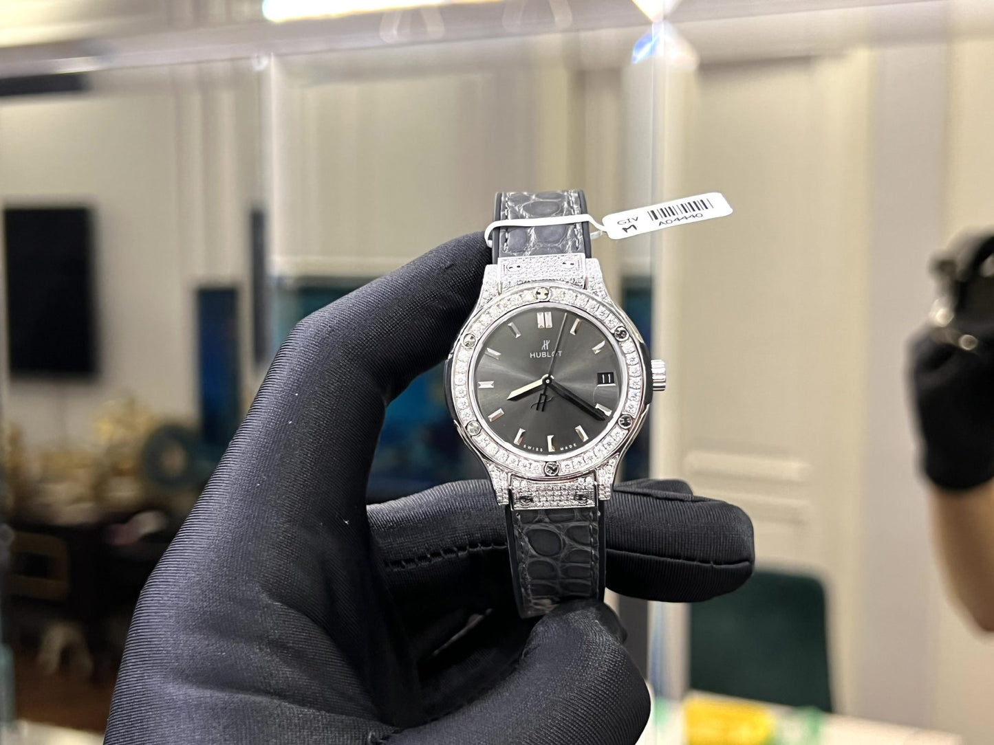 Hublot Classic Fusion Women Dial Gray Copies Watches Full Diamonds Moissanite Hong Kong 33mm