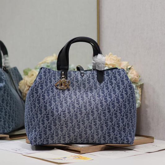 Large Dior Toujours Bag