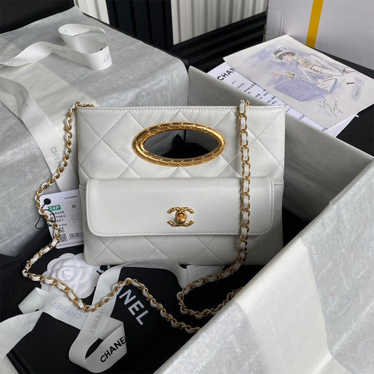 CHANEL Clutch