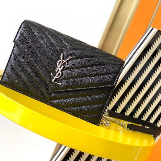 YSL cassandre envelope chain wallet in grain de poudre leather(High-end Grade)