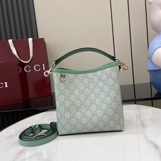 GG Emblem mini bucket bag