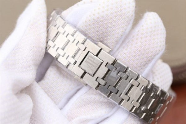 Replica Audemars Piguet Royal Oak Chronograph SS JHF White/Black Dial SS Bracelet A7750