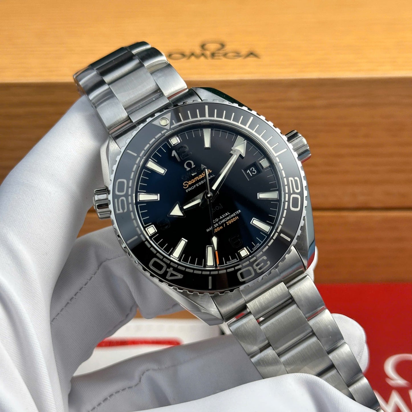 Omega Seamaster Planet Ocean 600M Replica Watch Metal Wire VS Factory 43.5mm
