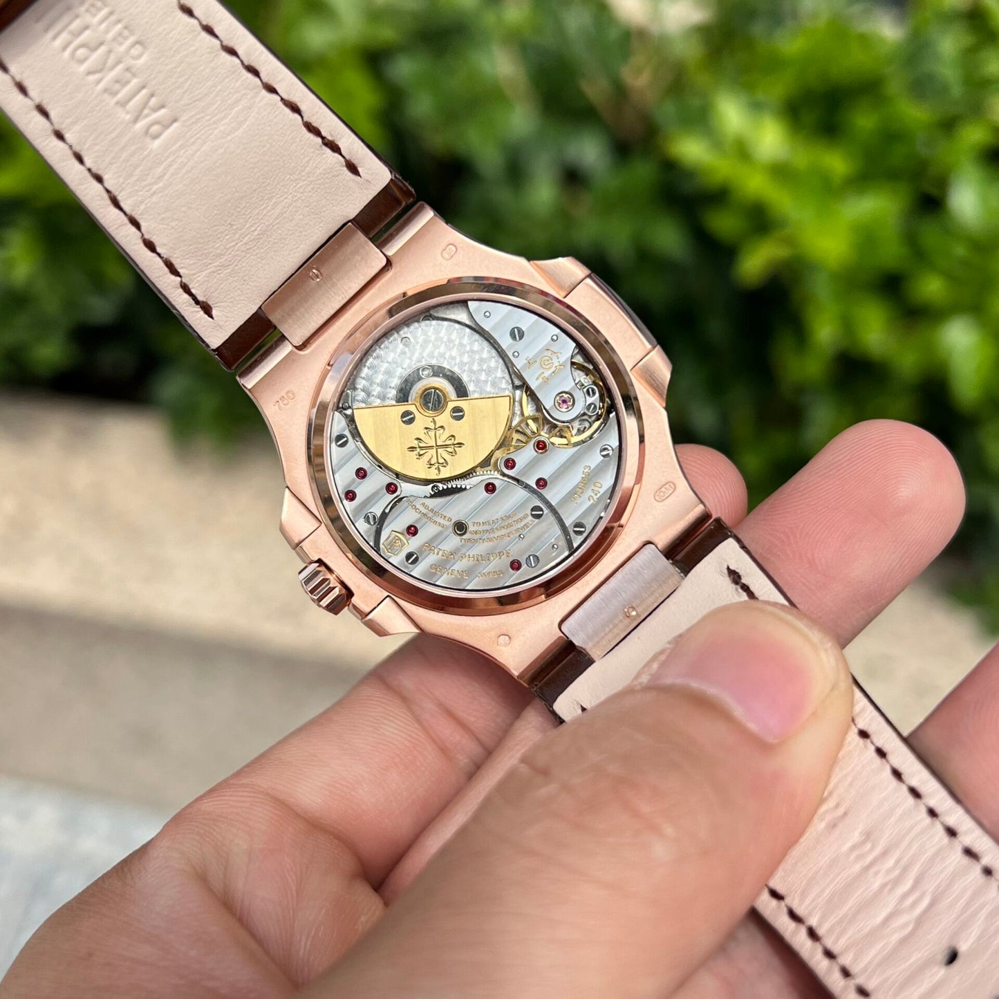 Patek Philippe Replica 1:1 Watch Nautilus 5712R Rose Gold Wrapped 18K GR Factory 40mm