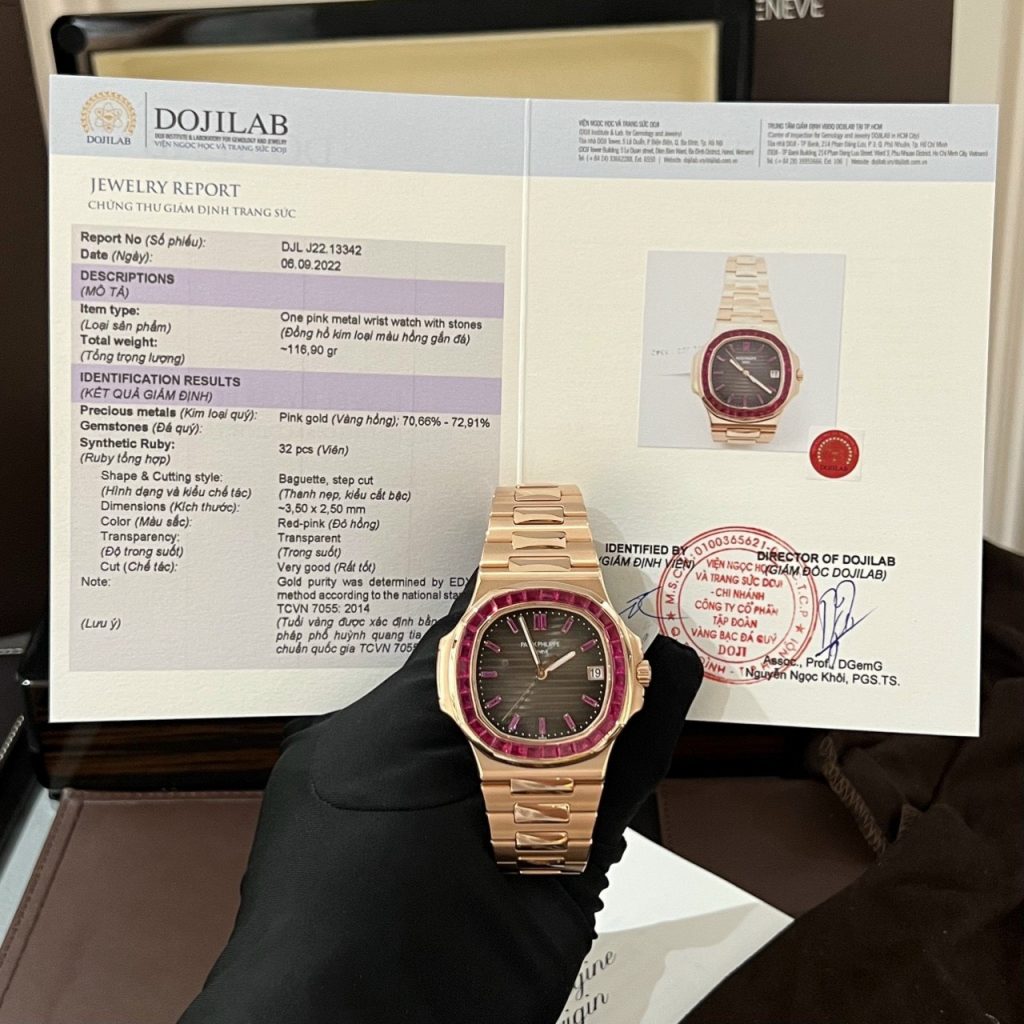 Patek Philippe Nautilus 5723 Replica Watch Gold Wrapped With Red Ruby 40mm
