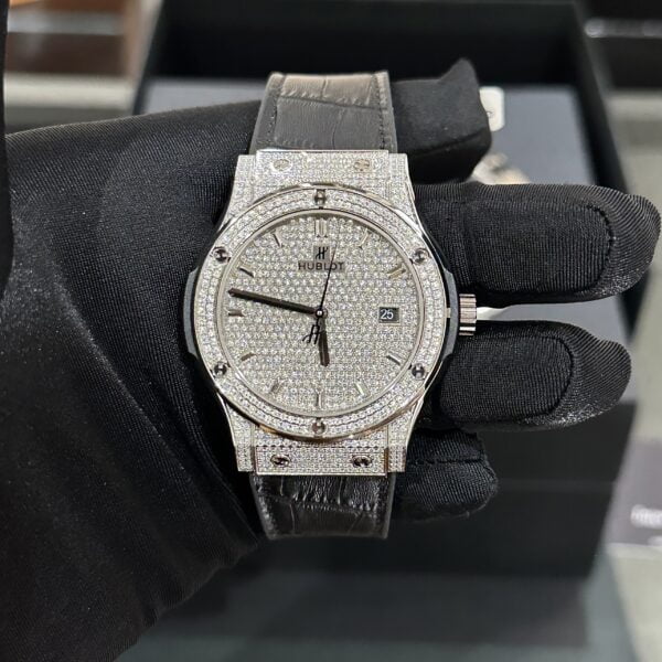 Hublot Replica Watch Classic Fusion Custom Full Moissanite Diamonds 42mm