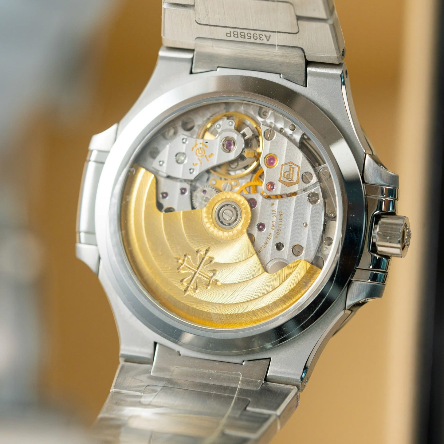 Patek Philippe Nautilus 7118 Replica Watch Grey Dial 3K Factory 35.2mm