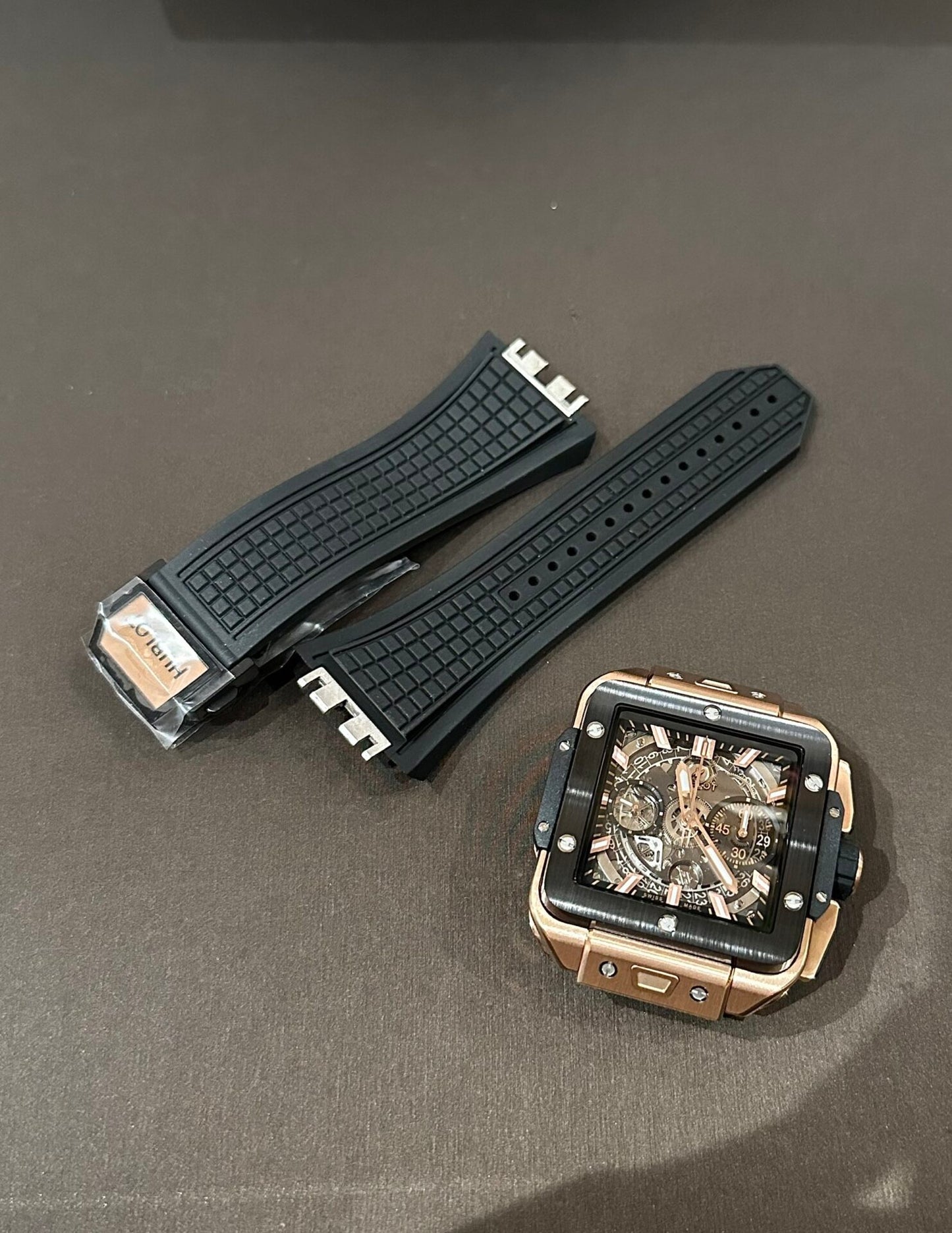 Hublot Big Big Square Best Replica Watch Rose Gold Black Bezel 42mm