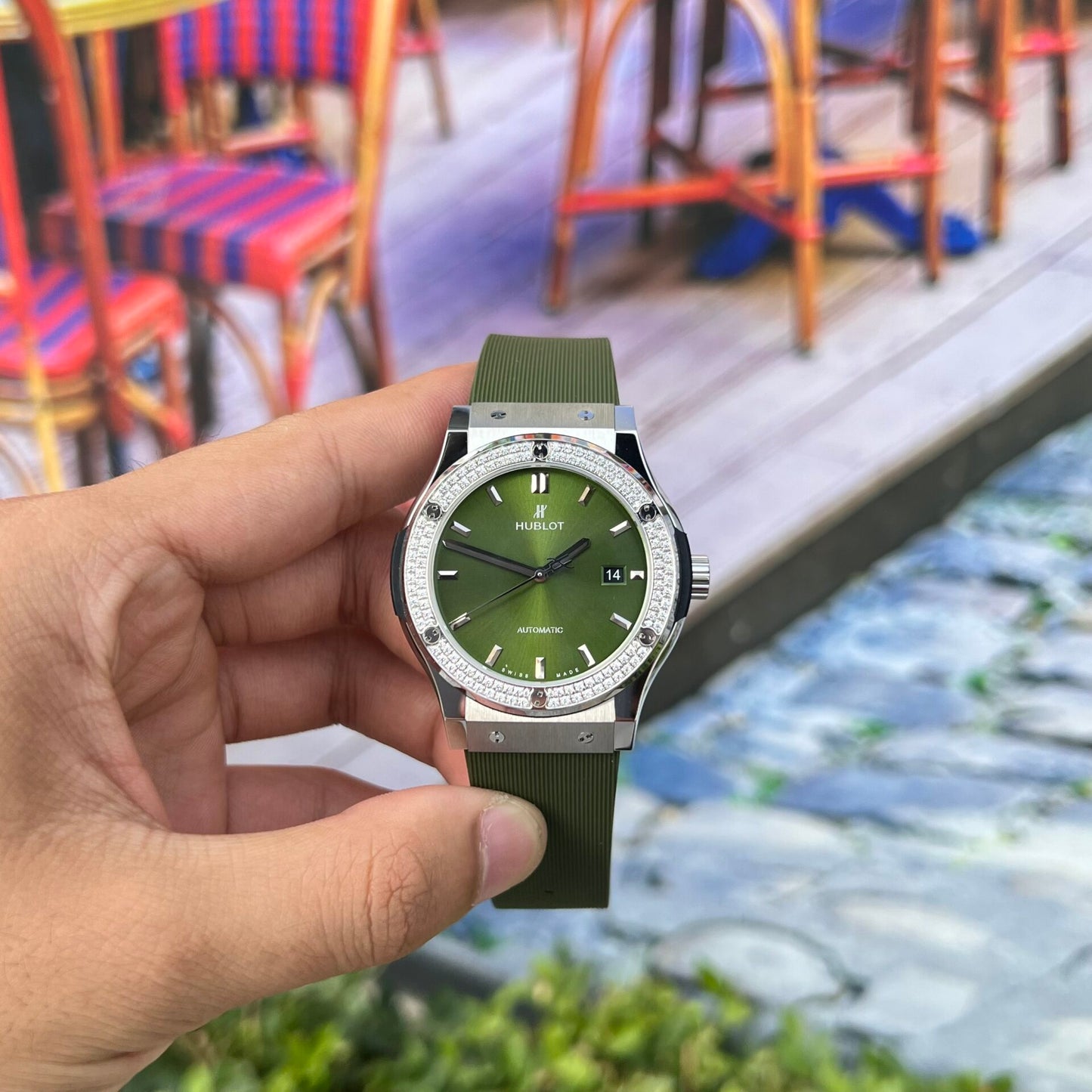 Hublot Classic Fusion Replica Watch Green Dial With Stone JJ+ 42mm