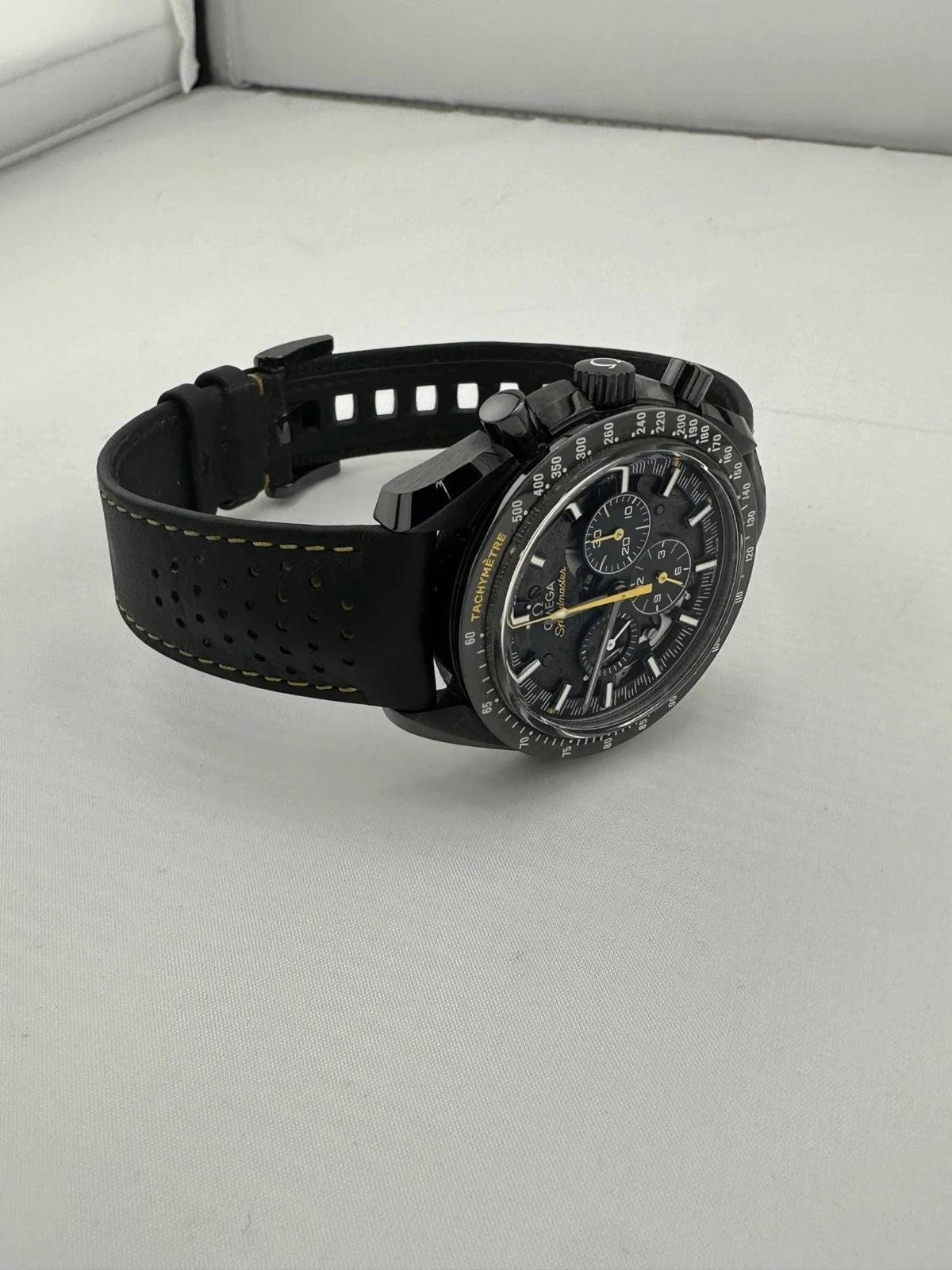 Speedmaster Series Dark Side of the Moon(1:1 replica)