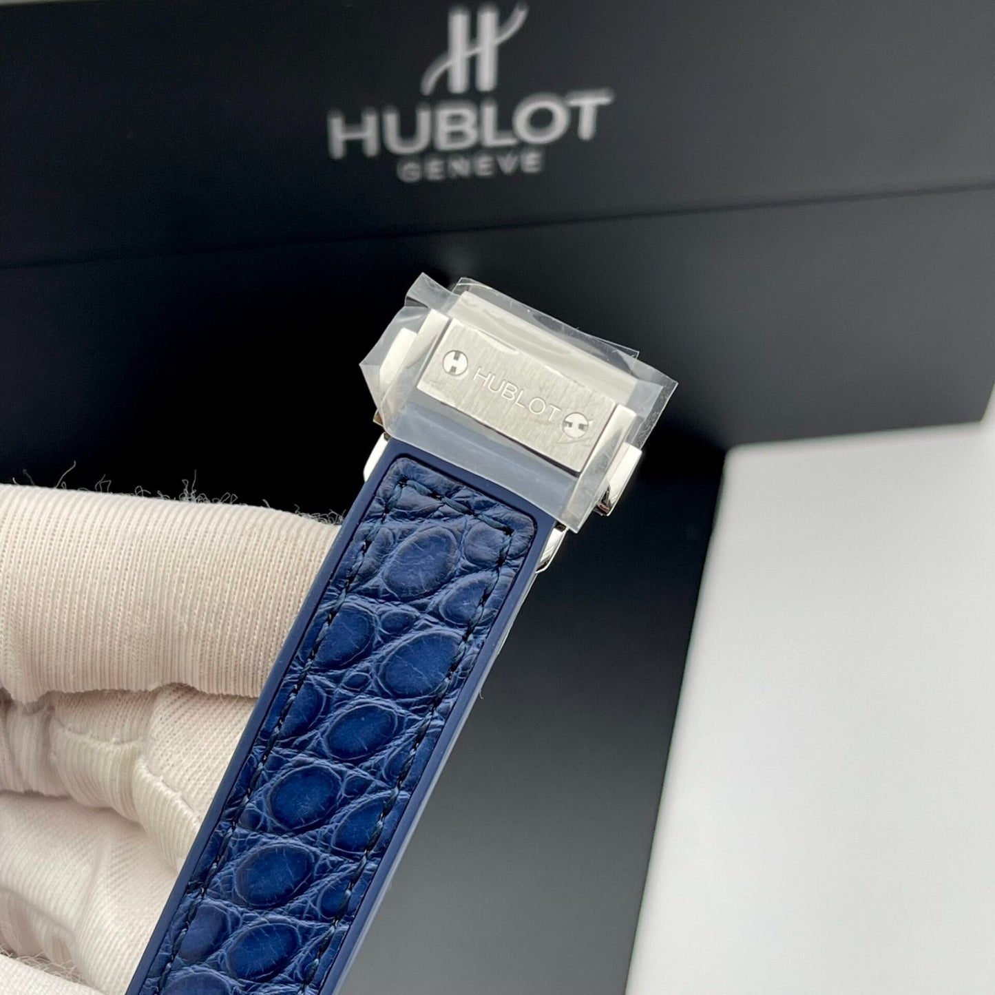 Hublot Replica Watch Classic Fusion Womens Blue Dial HB Fatory 33mm